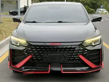 2022 Dongfeng Aeolus Yixuan Max с пробегом 24 500 км
