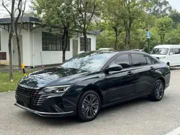 2022 Dongfeng Aeolus Yixuan Max с пробегом 50 000 км