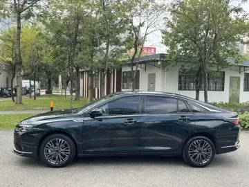 2022 Dongfeng Aeolus Yixuan Max с пробегом 50 000 км