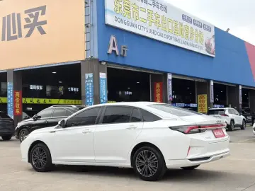 2021 Dongfeng Aeolus Yixuan Max с пробегом 24 000 км