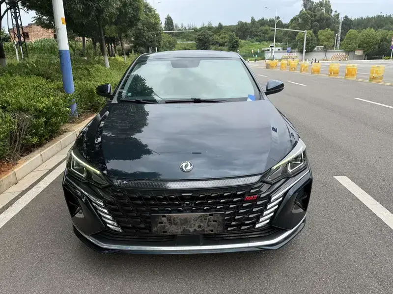 2022 Dongfeng Aeolus Yixuan Max с пробегом 38 000 км
