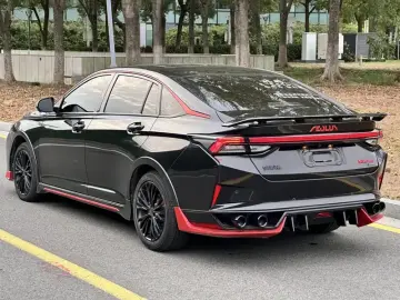 2022 Dongfeng Aeolus Yixuan Max с пробегом 24 500 км