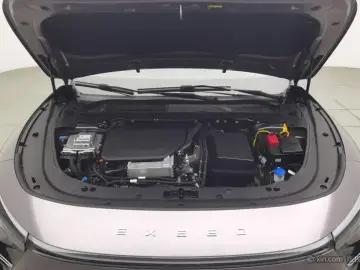 2025 Exeed Exlantix ES с пробегом 31 100 км