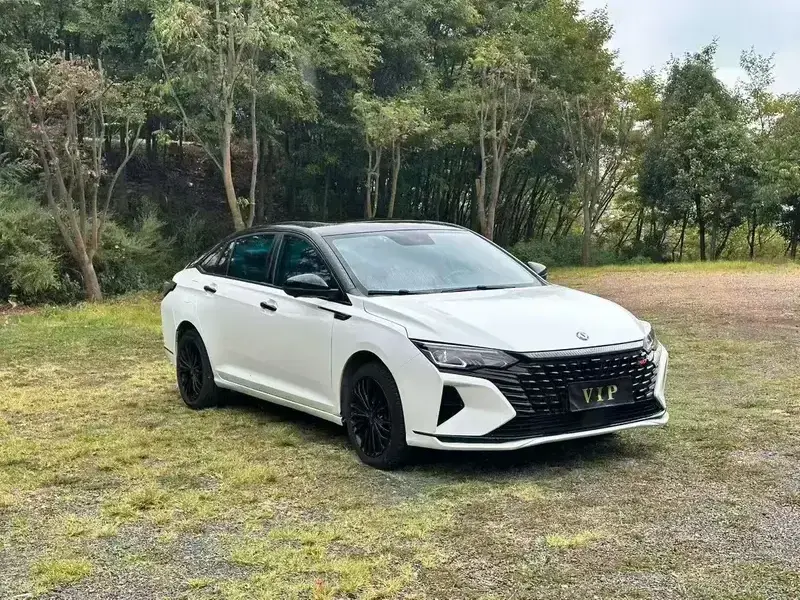 2021 Dongfeng Aeolus Yixuan Max с пробегом 50 000 км
