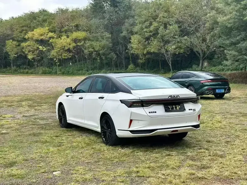 2021 Dongfeng Aeolus Yixuan Max с пробегом 50 000 км