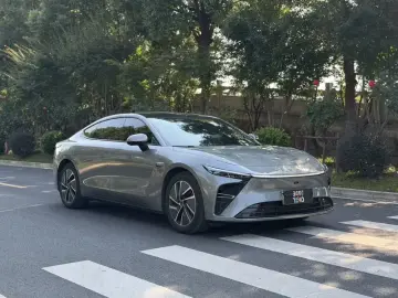 2025 Exeed Exlantix ES с пробегом 18 000 км