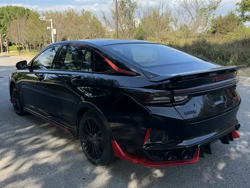 2022 Dongfeng Aeolus Yixuan Max с пробегом 43 000 км