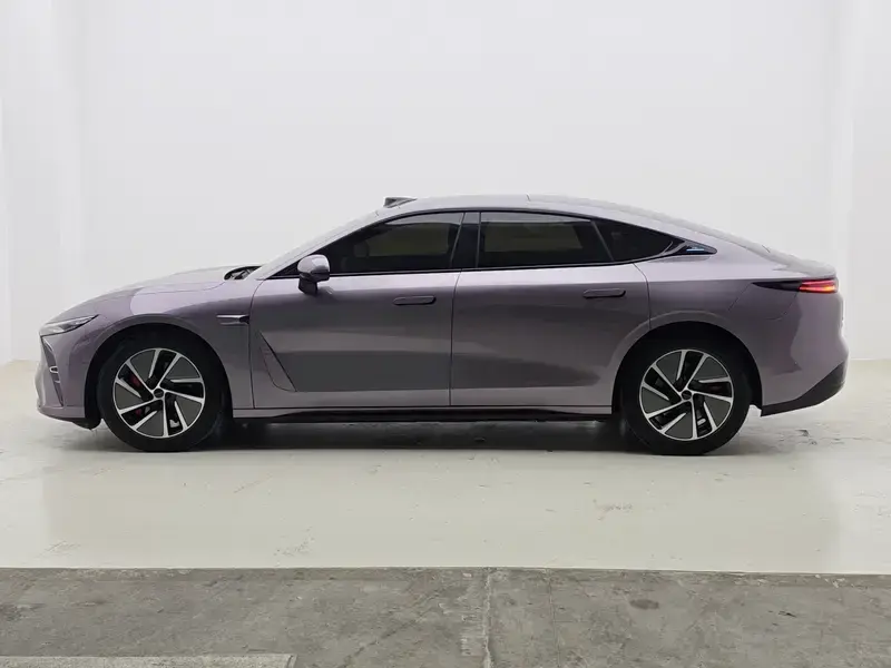 2025 Exeed Exlantix ES с пробегом 26 100 км