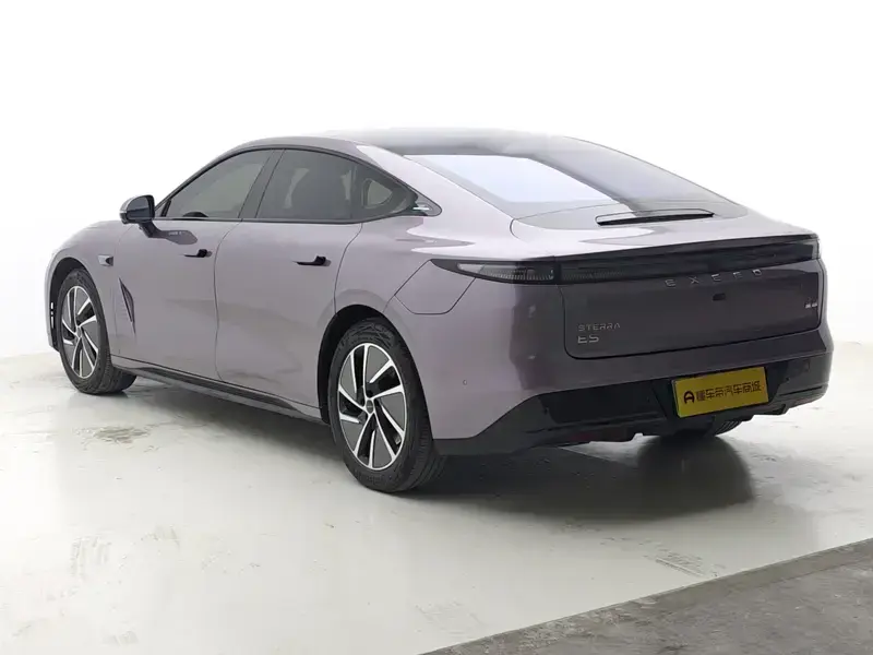 2025 Exeed Exlantix ES с пробегом 26 100 км