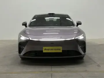 2025 Exeed Exlantix ES с пробегом 11 500 км