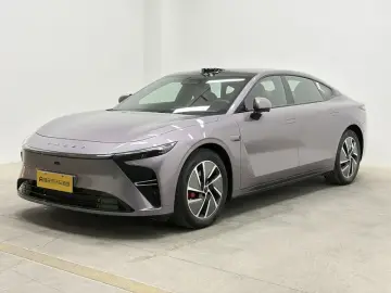 2025 Exeed Exlantix ES с пробегом 11 700 км