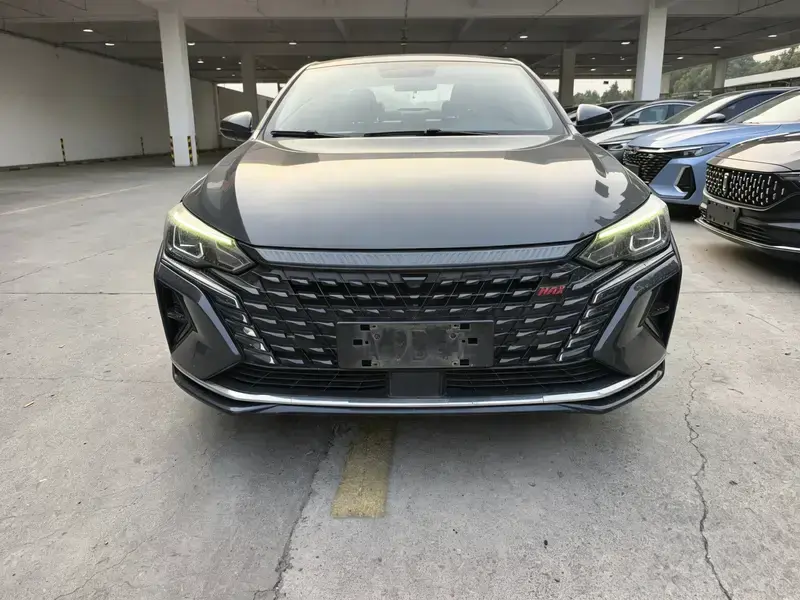 2022 Dongfeng Aeolus Yixuan Max с пробегом 42 800 км