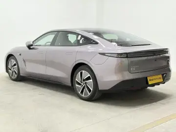 2025 Exeed Exlantix ES с пробегом 11 700 км