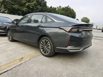2022 Dongfeng Aeolus Yixuan Max с пробегом 42 800 км