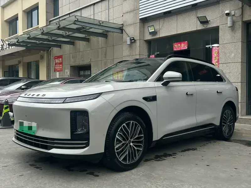 2026 Exeed EX7 с пробегом 11 000 км