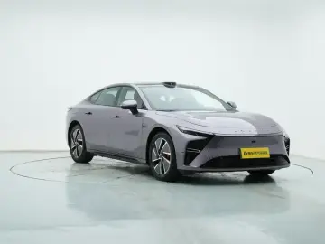 2025 Exeed Exlantix ES с пробегом 17 600 км