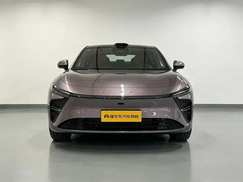 2025 Exeed Exlantix ES с пробегом 20 400 км