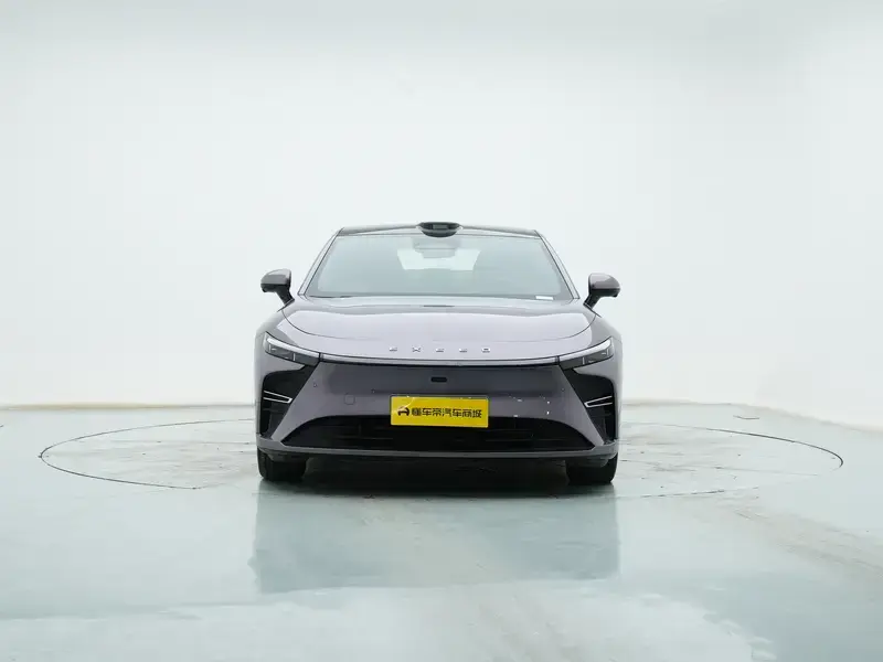 2025 Exeed Exlantix ES с пробегом 9 500 км