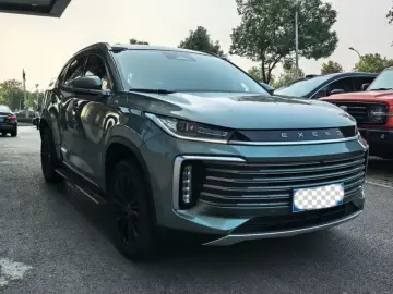 2024 Exeed TXL с пробегом 25 700 км
