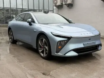 2024 Exeed Exlantix ES с пробегом 45 000 км