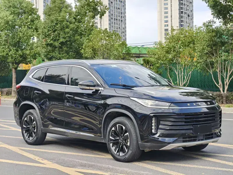 2023 Exeed TXL с пробегом 53 000 км