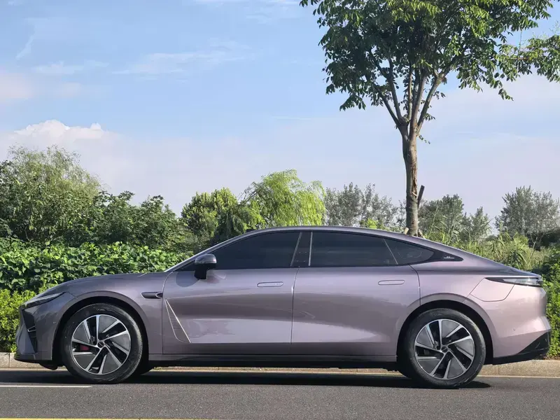 2025 Exeed Exlantix ES с пробегом 48 000 км