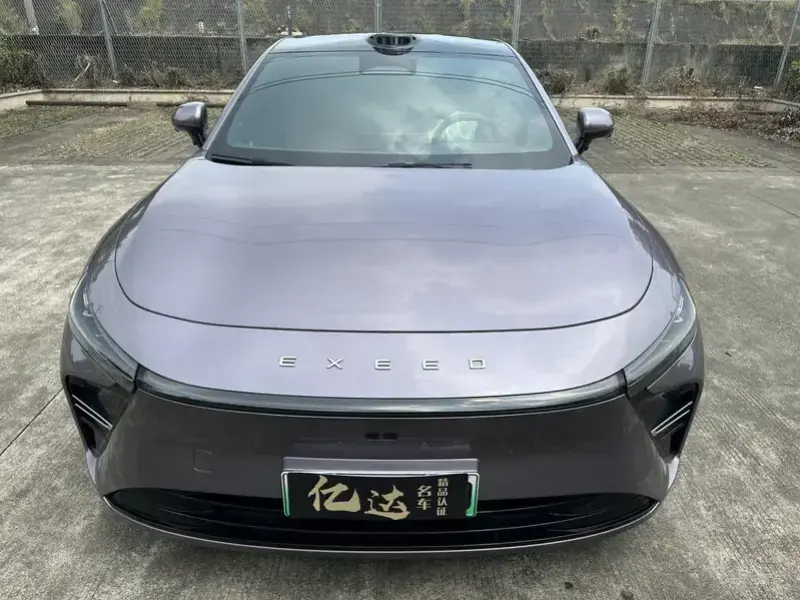 2025 Exeed Exlantix ES с пробегом 24 100 км