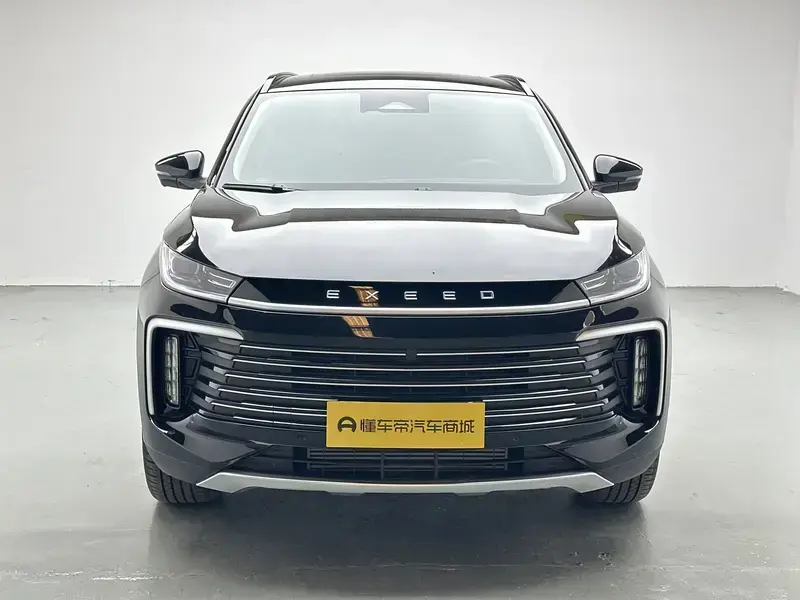 2025 Exeed TXL с пробегом 1 700 км