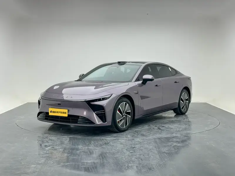 2025 Exeed Exlantix ES с пробегом 37 000 км