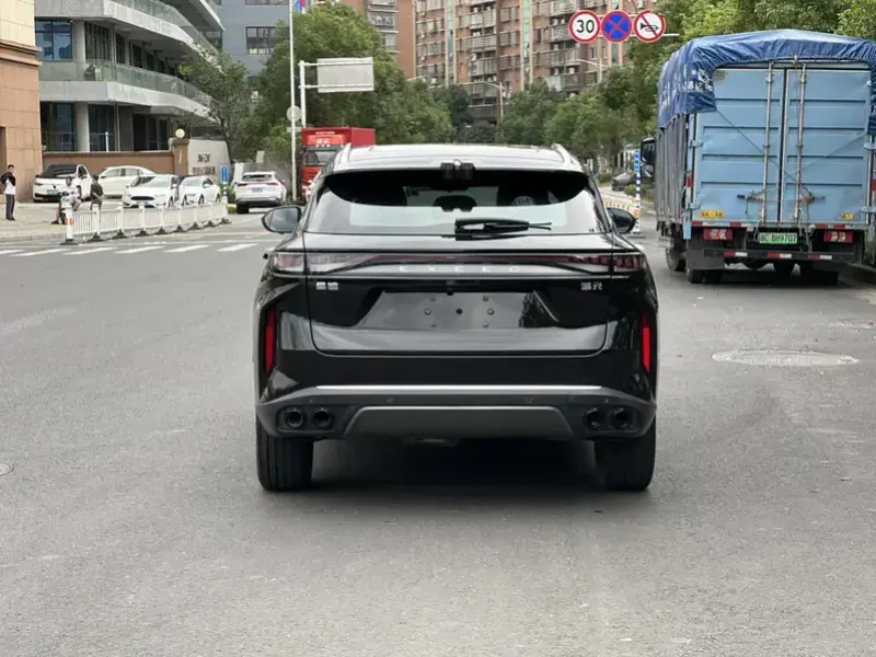 2023 Exeed Yaoguang с пробегом 41 000 км