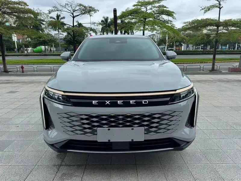 2023 Exeed Yaoguang с пробегом 50 000 км