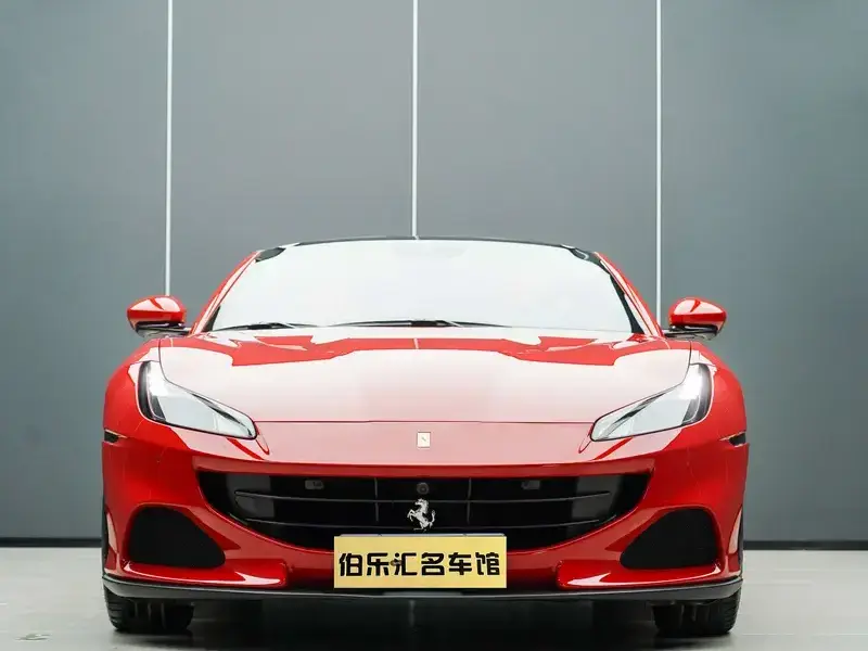 2021 Ferrari Portofino с пробегом 8 500 км