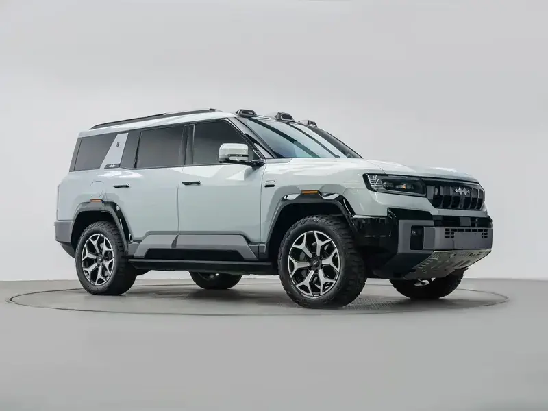 2025 BYD FangChengBao Leopard 8 с пробегом 38 000 км