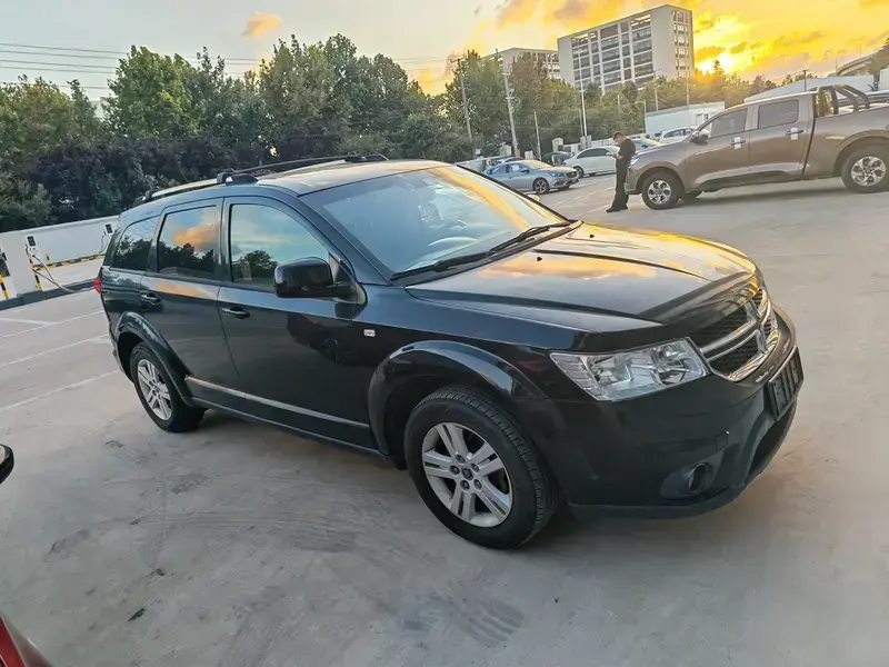 2012 Fiat Freemont с пробегом 151 000 км
