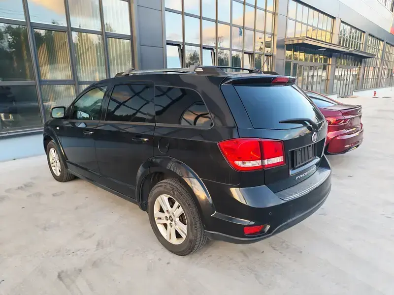 2012 Fiat Freemont с пробегом 151 000 км