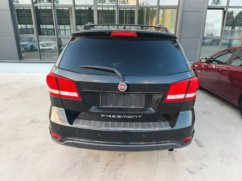 2012 Fiat Freemont с пробегом 151 000 км