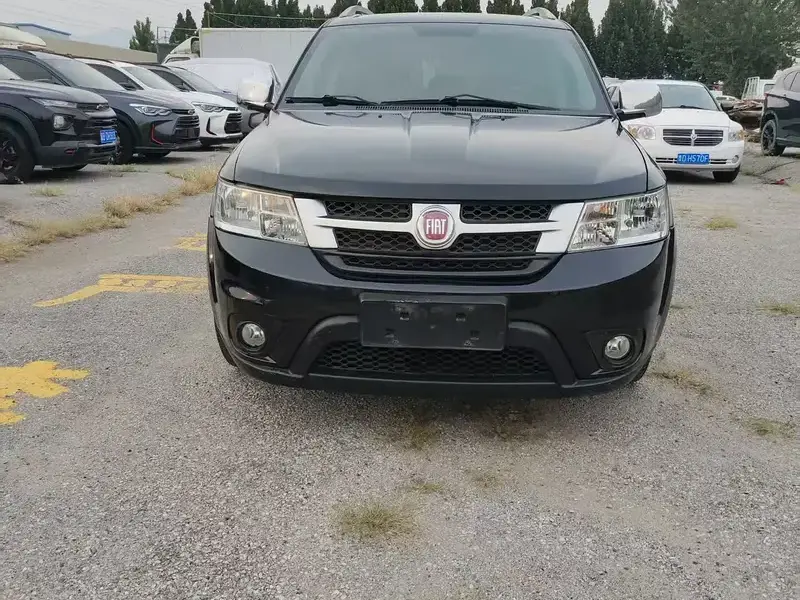 2012 Fiat Freemont с пробегом 182 000 км