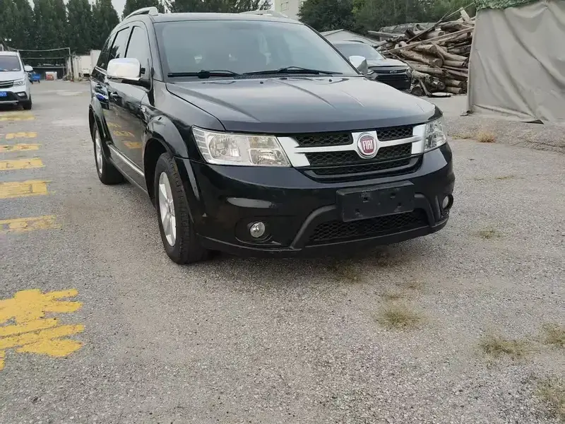 2012 Fiat Freemont с пробегом 182 000 км
