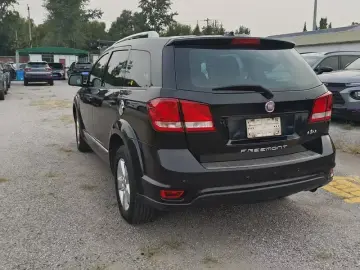 2012 Fiat Freemont с пробегом 182 000 км