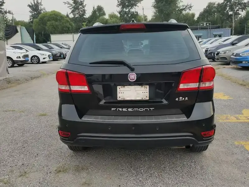 2012 Fiat Freemont с пробегом 182 000 км