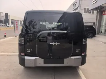 2026 BYD FangChengBao Titanium 7 с пробегом 2 000 км