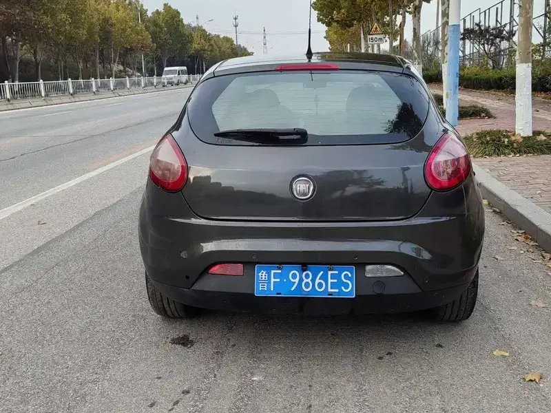 2011 Fiat Bravo с пробегом 100 000 км