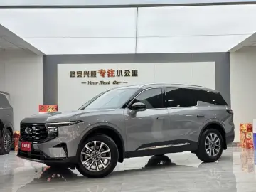 2025 Ford Edge с пробегом 23 000 км