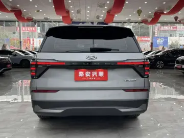 2025 Ford Edge с пробегом 23 000 км