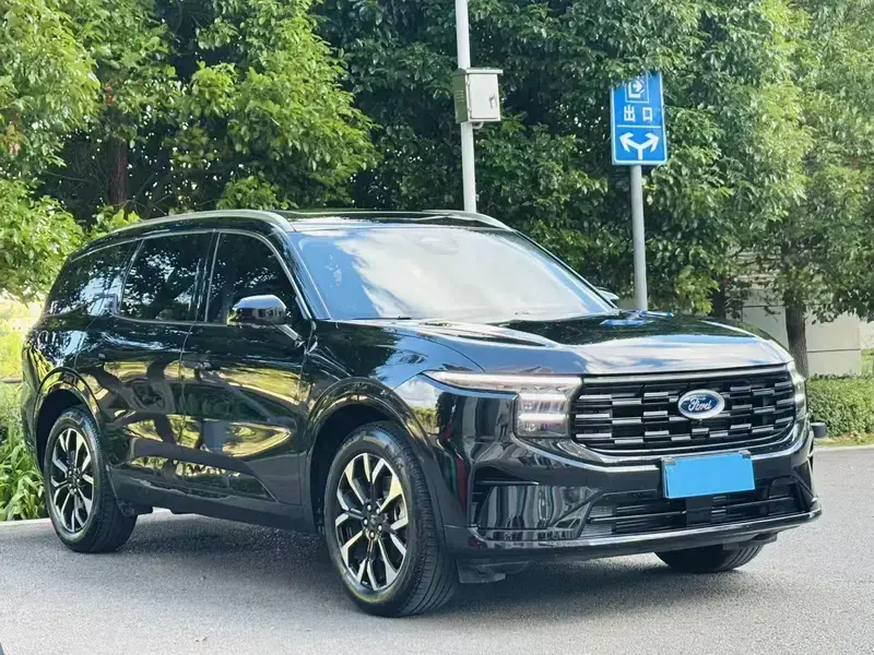 2025 Ford Edge с пробегом 15 000 км