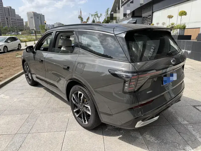 2026 Ford Edge с пробегом 11 000 км