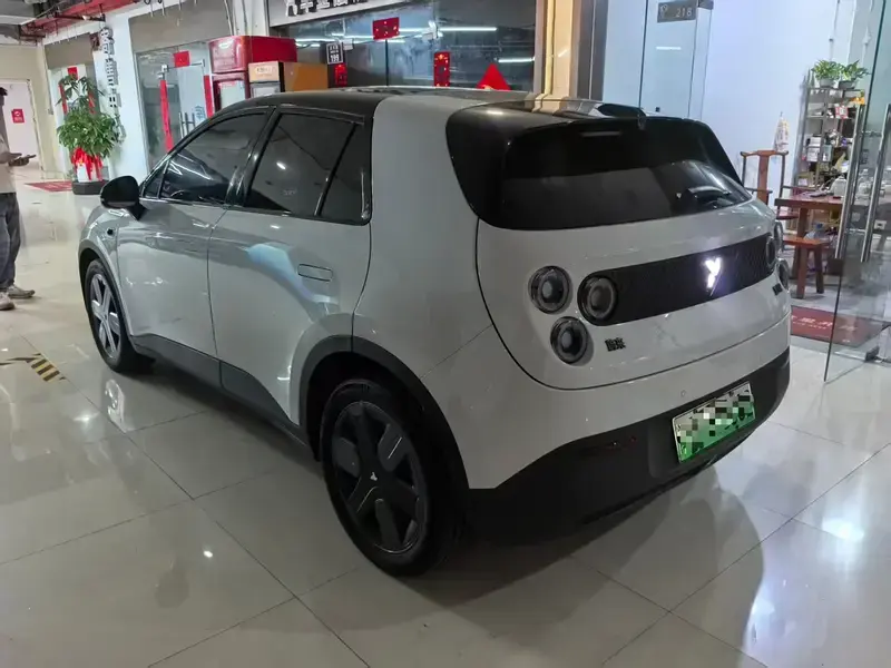 2025 Nio Firefly с пробегом 12 000 км