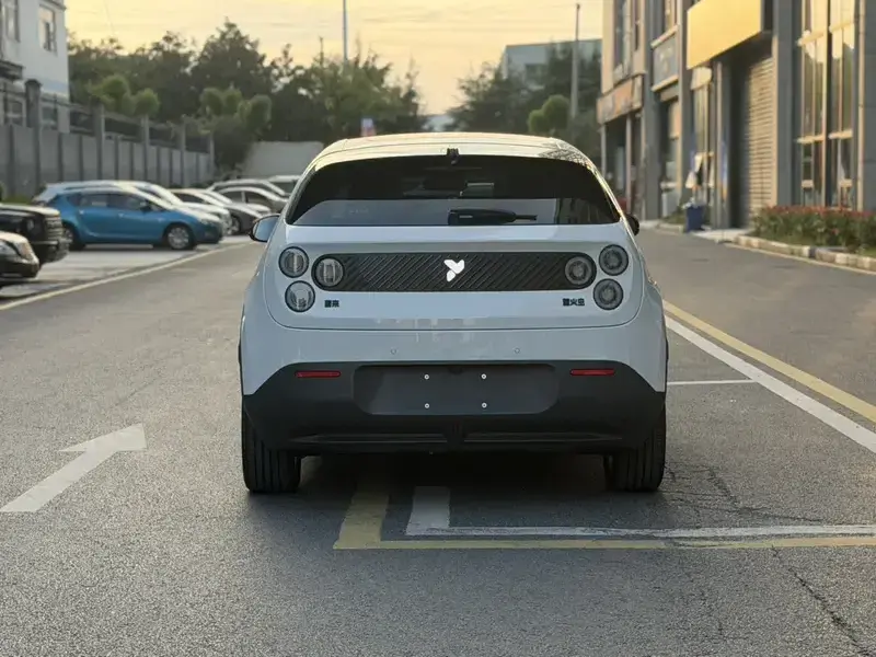 2025 Nio Firefly с пробегом 8 200 км