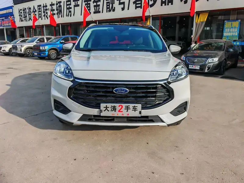 2024 Ford Escape с пробегом 53 000 км