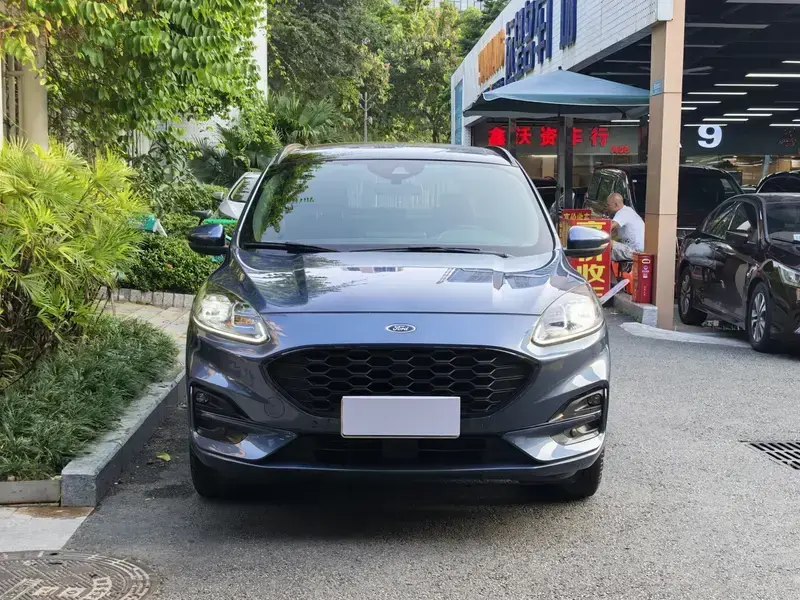 2019 Ford Escape с пробегом 56 000 км